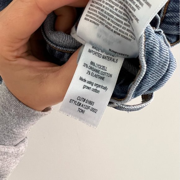 AGOLDE Toni Jeans - Stratosphere / Size 26 - Picture 4 of 4